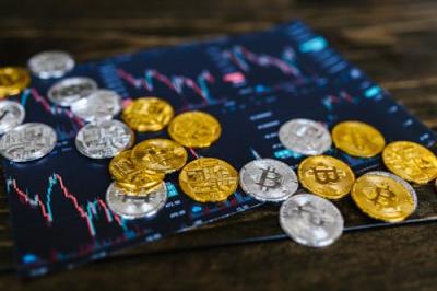 Bitcoin Futures Soar on CME Exchange Debut